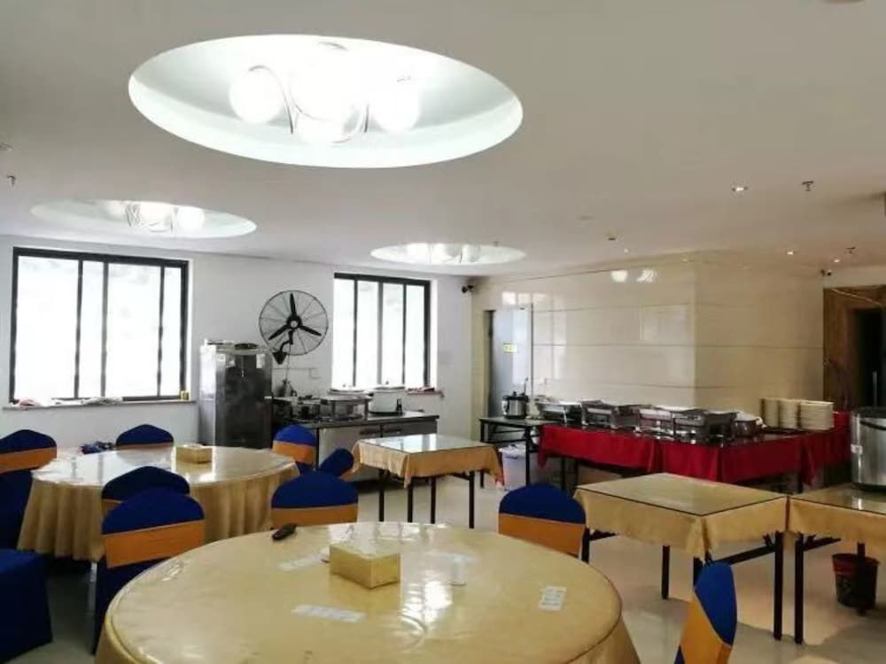 Яншо: Yangshuo Tianlun Hotel