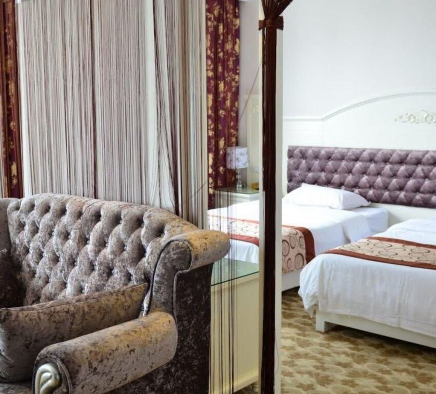 Яншо: Yangshuo Tianlun Hotel