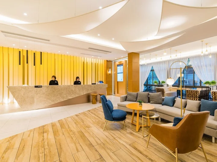Далянь: Atour Hotel Railway Station Dalian