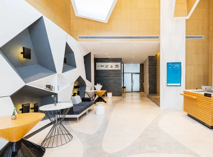 Далянь: Atour Hotel Railway Station Dalian