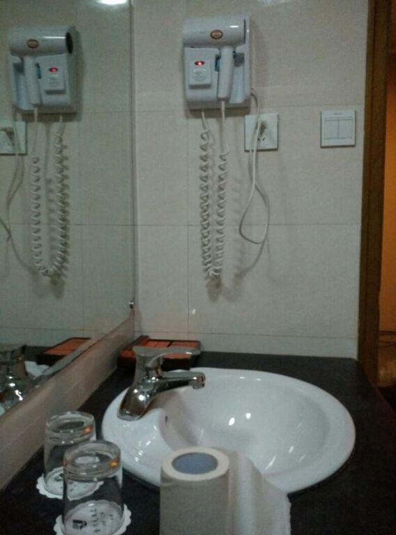Шанхай: Shanghai Jinwan Hotel