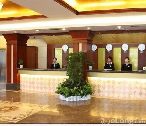 Шэньчжэнь: 深圳智民大酒店