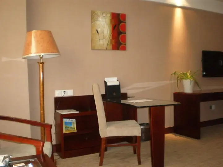 Шанграо: Huangchao International Hotel