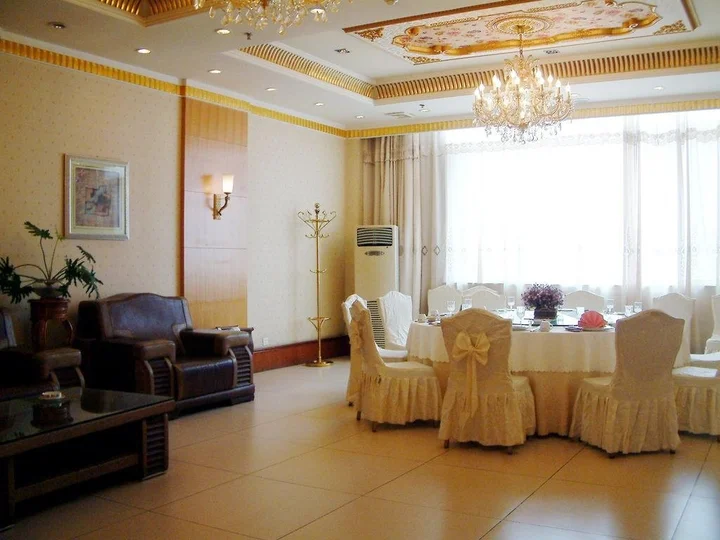 Чжэнчжоу: Jinhe Hotel