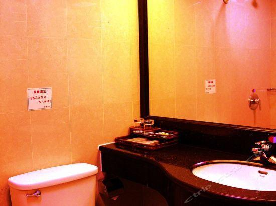 Чжэнчжоу: Jinhe Hotel