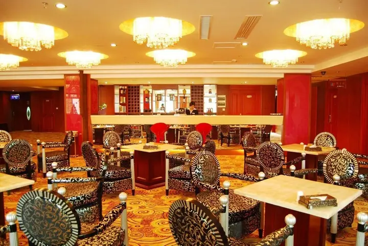 Шанграо: Yuhong International Hotel