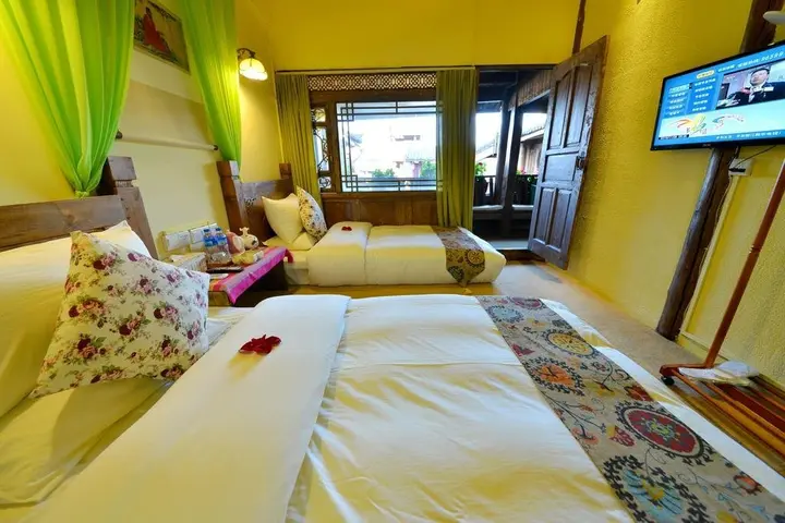 Лицзян: Shuiting Moyuan Inn