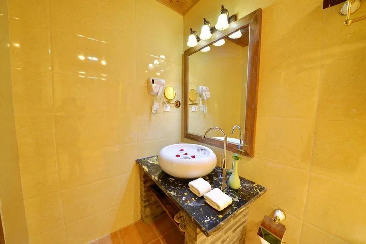 Лицзян: Shuiting Moyuan Inn