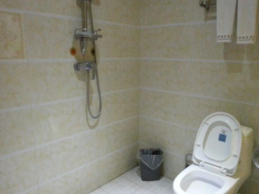 Наньчун: Longxiang Business Hotel