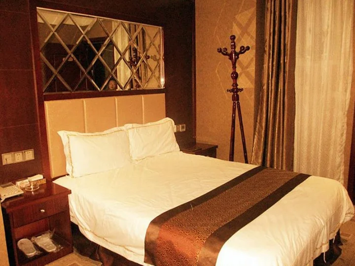Наньчун: Longxiang Business Hotel