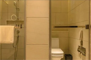 Чжуншань: The Summit Hotel