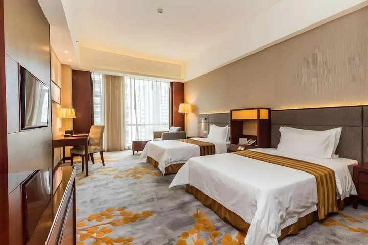 Чжуншань: The Summit Hotel