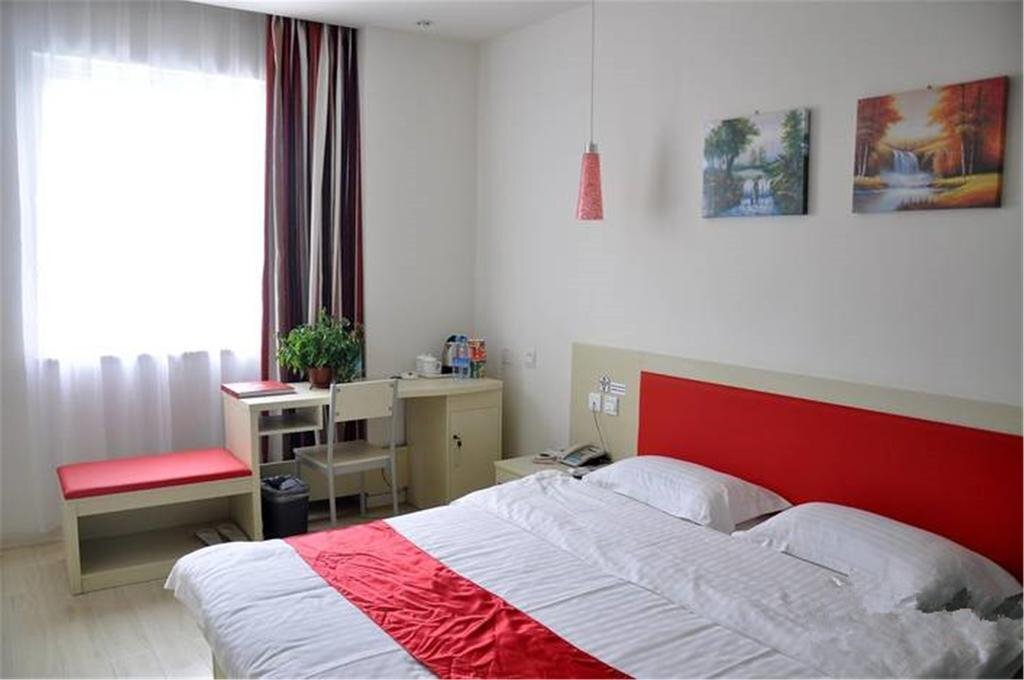 Лянфан: Thankyou Express Hotel Haobainian Furniture Plaza