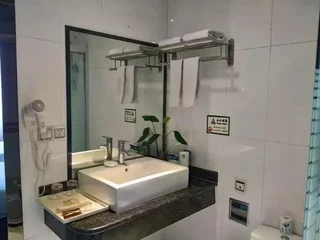 Гуйлинь: Guilin Jin Wan Hotel