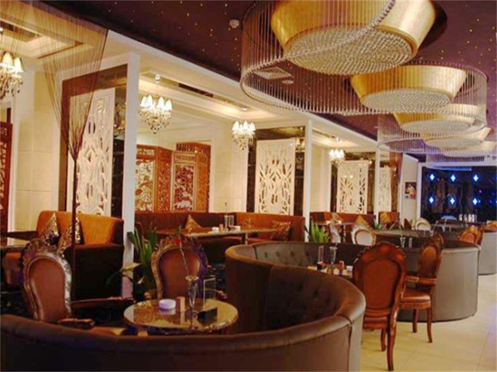 Хэнъян: Five-Ring Hotel