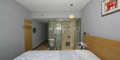 Гуйлинь: Romantic West Street Hotel Guilin North Station Branch