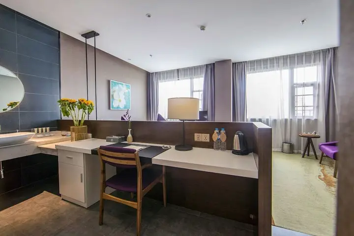 Куньмин: Yunman Hotel Kunming Donghua