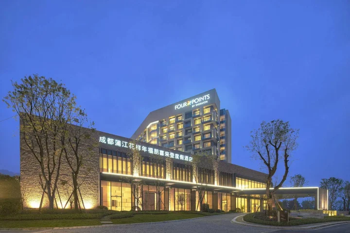 Чэнду: Four Points By Sheraton Chengdu, Pujiang Resort
