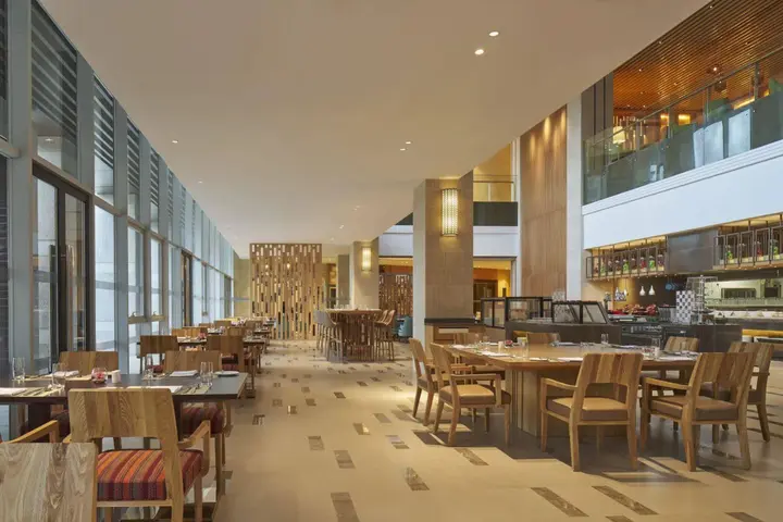 Чэнду: Four Points By Sheraton Chengdu, Pujiang Resort