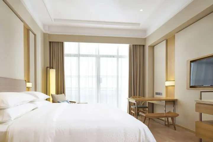 Чэнду: Four Points By Sheraton Chengdu, Pujiang Resort