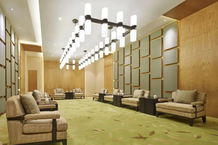 Чэнду: Four Points By Sheraton Chengdu, Pujiang Resort