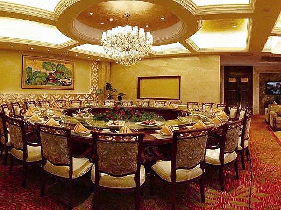 Уху: 芜湖县阳光半岛大酒店