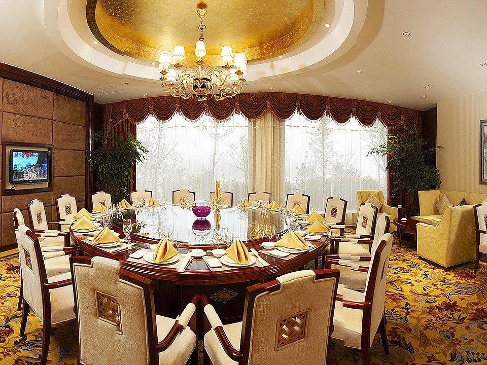 Уху: 芜湖县阳光半岛大酒店