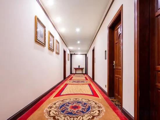 Бэйхай: F Hotel(Beihai Avenue Store)