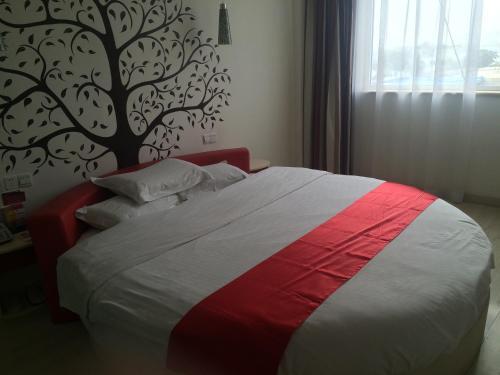 Синтай: Thank Inn Chain Hotel Hebei Xingtai Qinghe Railway Station