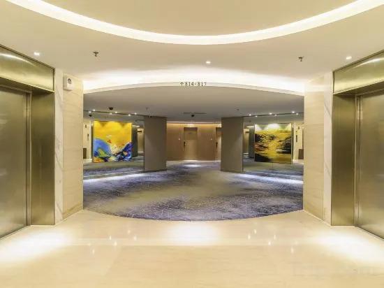 Цюаньчжоу: Hotel Brilliant（Shishi International Clothing City Branch）