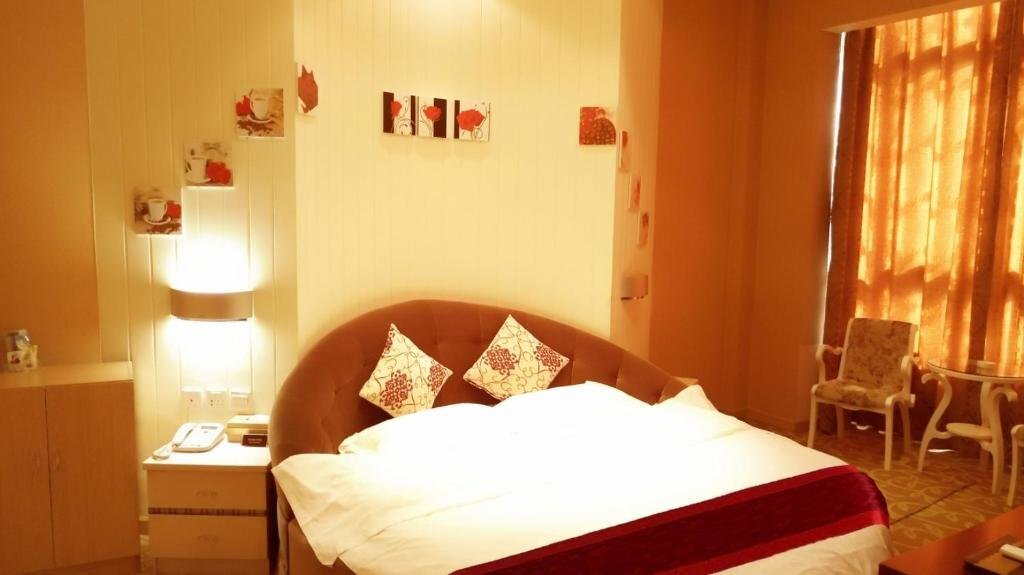 Мяньян: Yijia Hotel