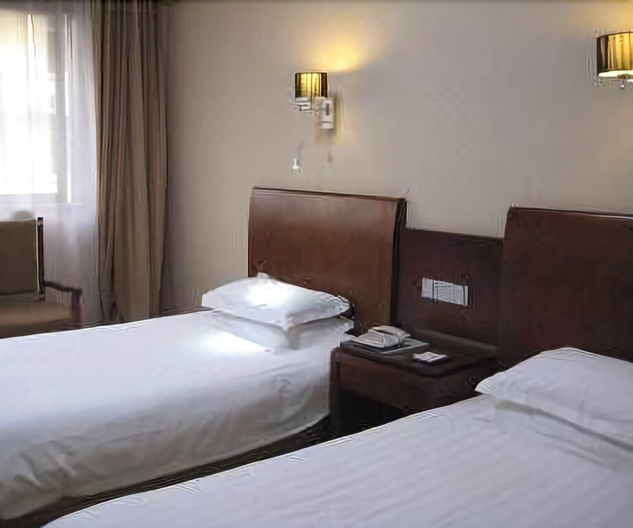 Янчжоу: Xiong Du Hotel