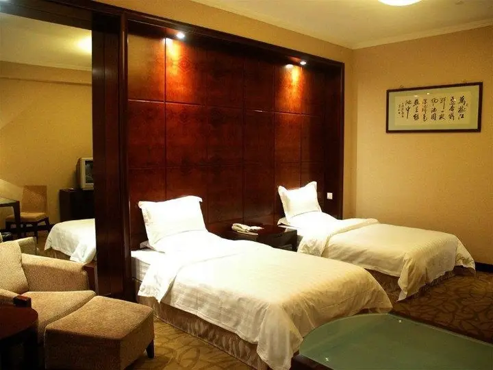 Пекин: Beijing Luhong Hotel