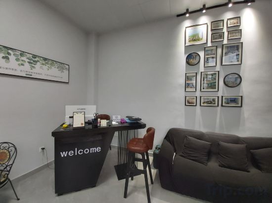 Бэйхай: beihai yintan jia nan mei di  hai jing Apartment