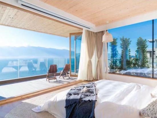 Бэйхай: beihai yintan jia nan mei di  hai jing Apartment