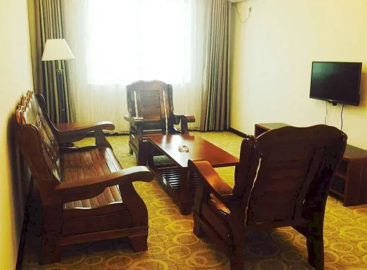 Бэйхай: Beihai Jinhai Traders Hotel