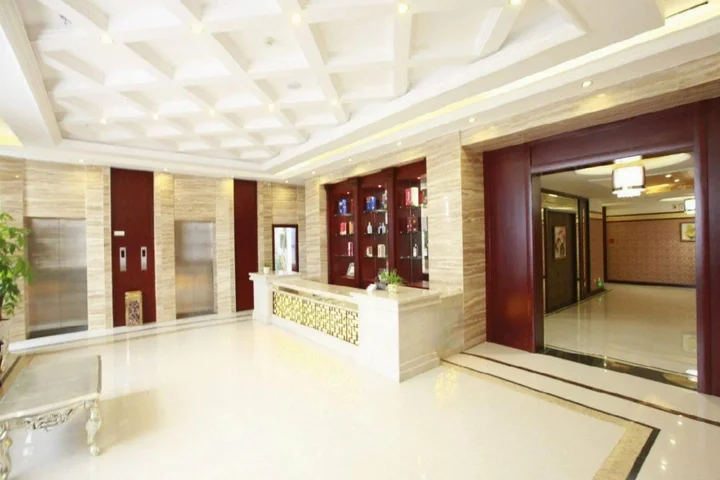 Ичан: Yuan'an Mingfeng Hotel