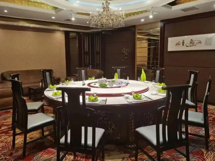 Ичан: Yuan'an Mingfeng Hotel