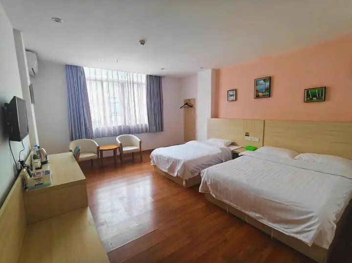 Янгиианг: Keying Hotel
