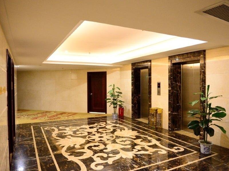 Джиангме: Garden Hotel