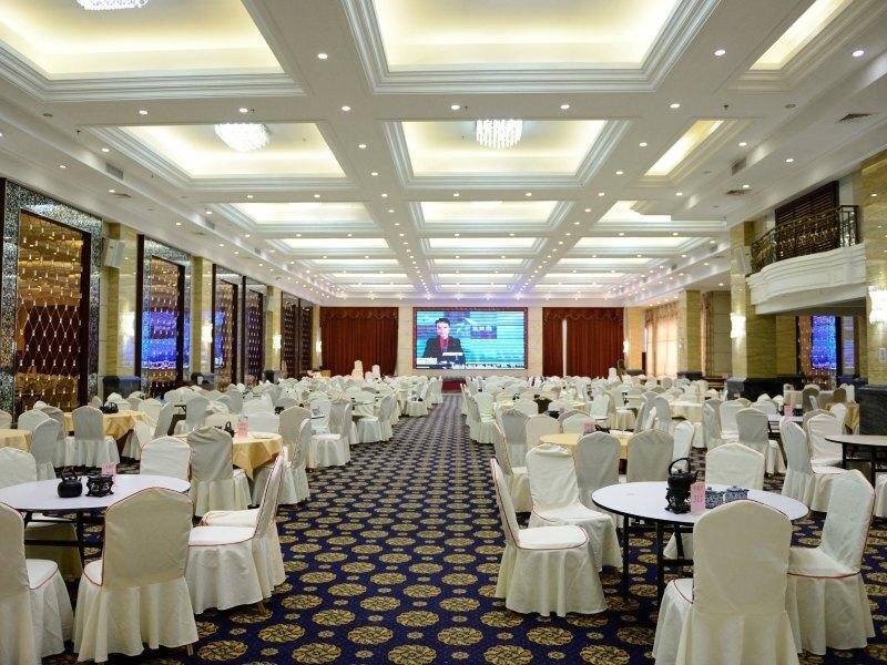 Джиангме: Garden Hotel