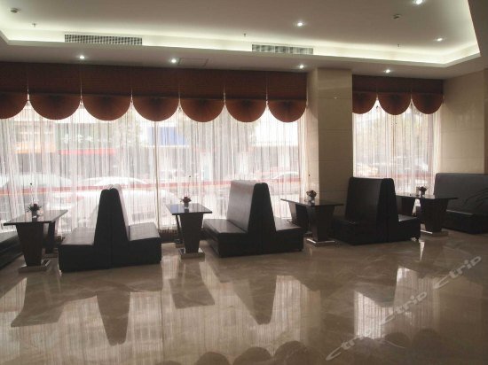 Уи: Taiwan Strait Line Hotel