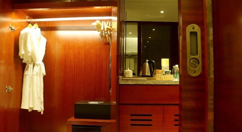 Фошань: Longking Hotel