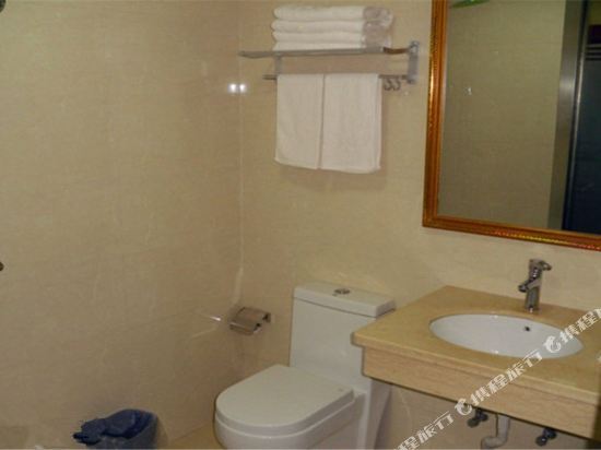 Эньши: Jinyuan Business Hotel