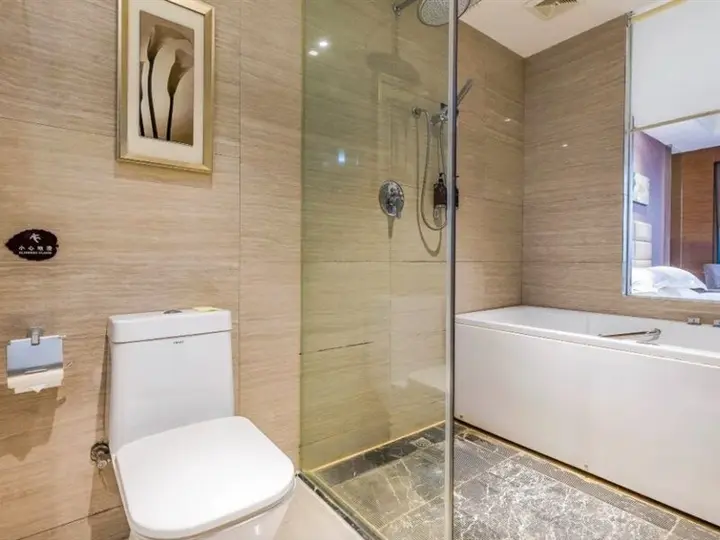Эньши: Longman International Hotel