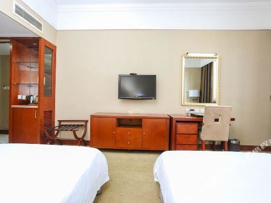 Эньши: Yihe International Hotel