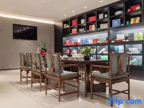 Эньши: Yihe International Hotel