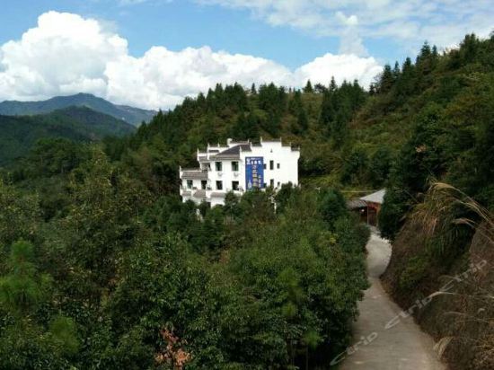 Шанграо: Wuyuan Fangkengyuan Farmstay