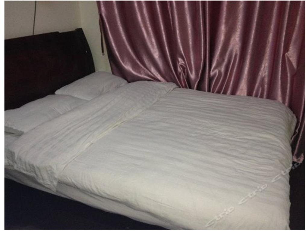 Аньцин: Qianshan Yake Express Inn