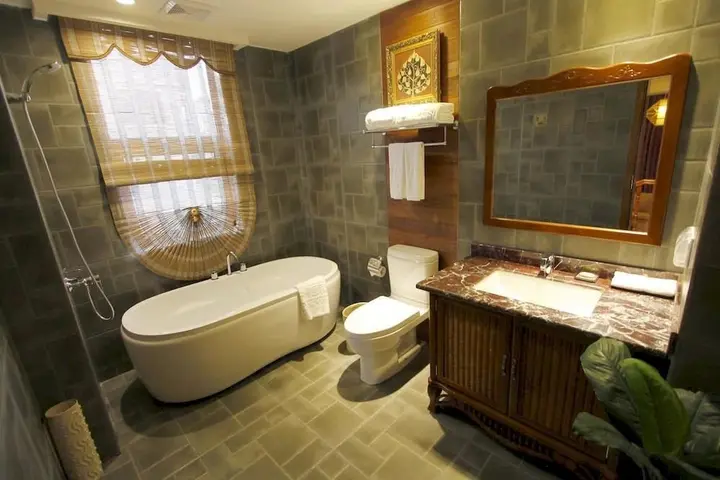 Баошань: Fengsheng Zhongzhou Yihe Hotel